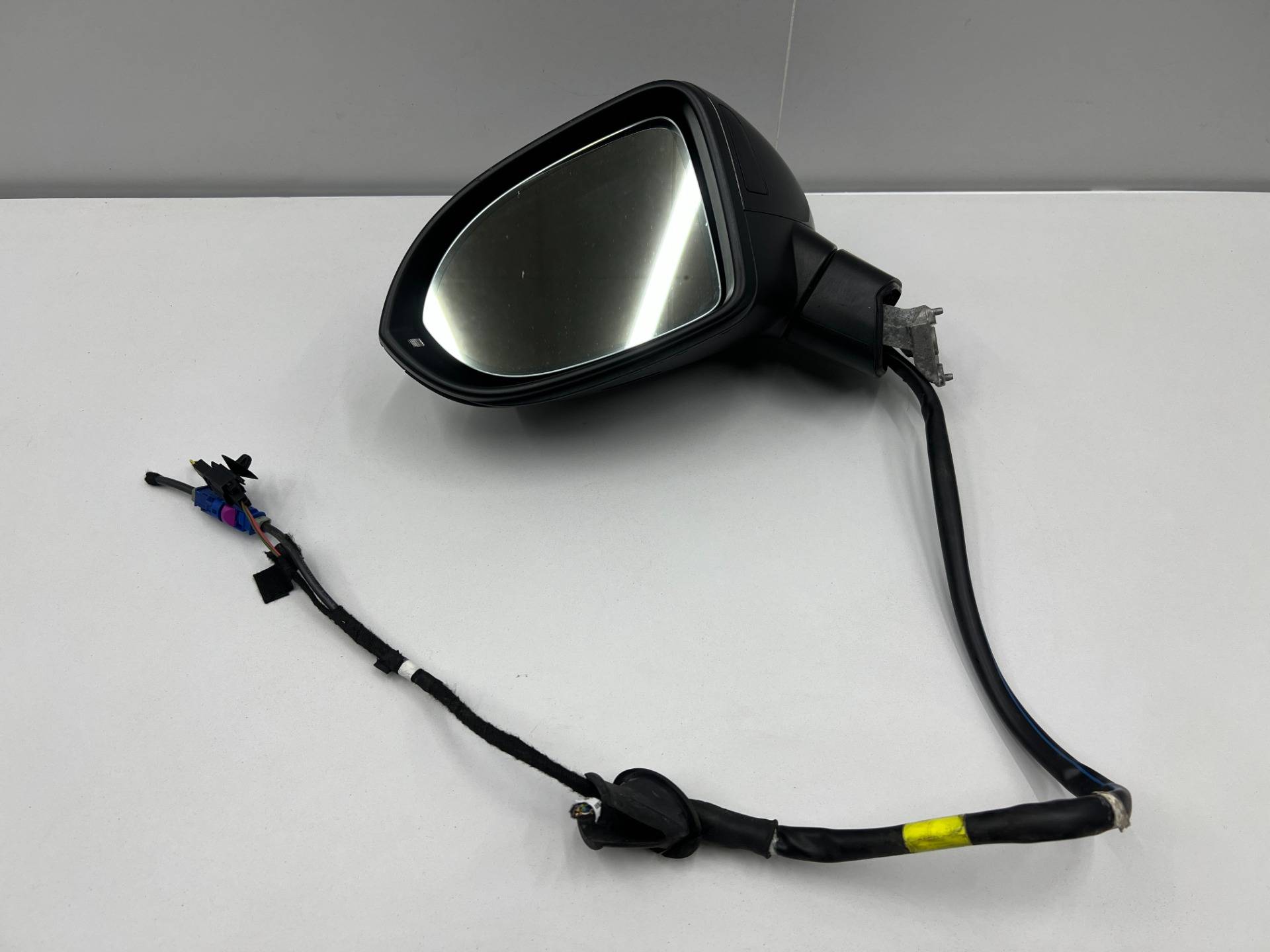Зеркало наружное левое Volkswagen Arteon 2019 OEM 3G8857507EJ