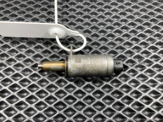 клапан фазорегулятора Audi A8 D4 [рестайлинг] 2015, 4.0 л., CTGA, бензин, АКПП, седан, 06E103697F