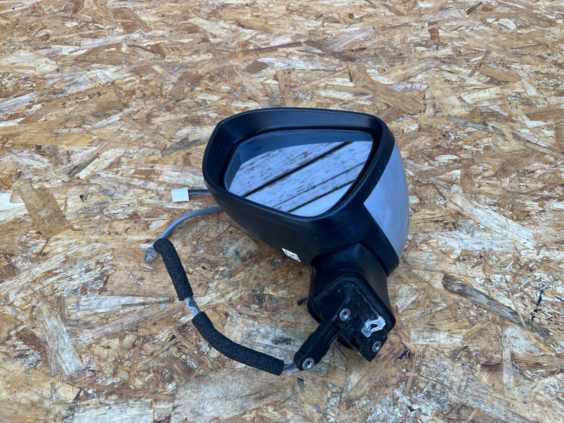 Зеркало наружное левое Nissan Rogue T33 2023 OEM 96302-6RR3E