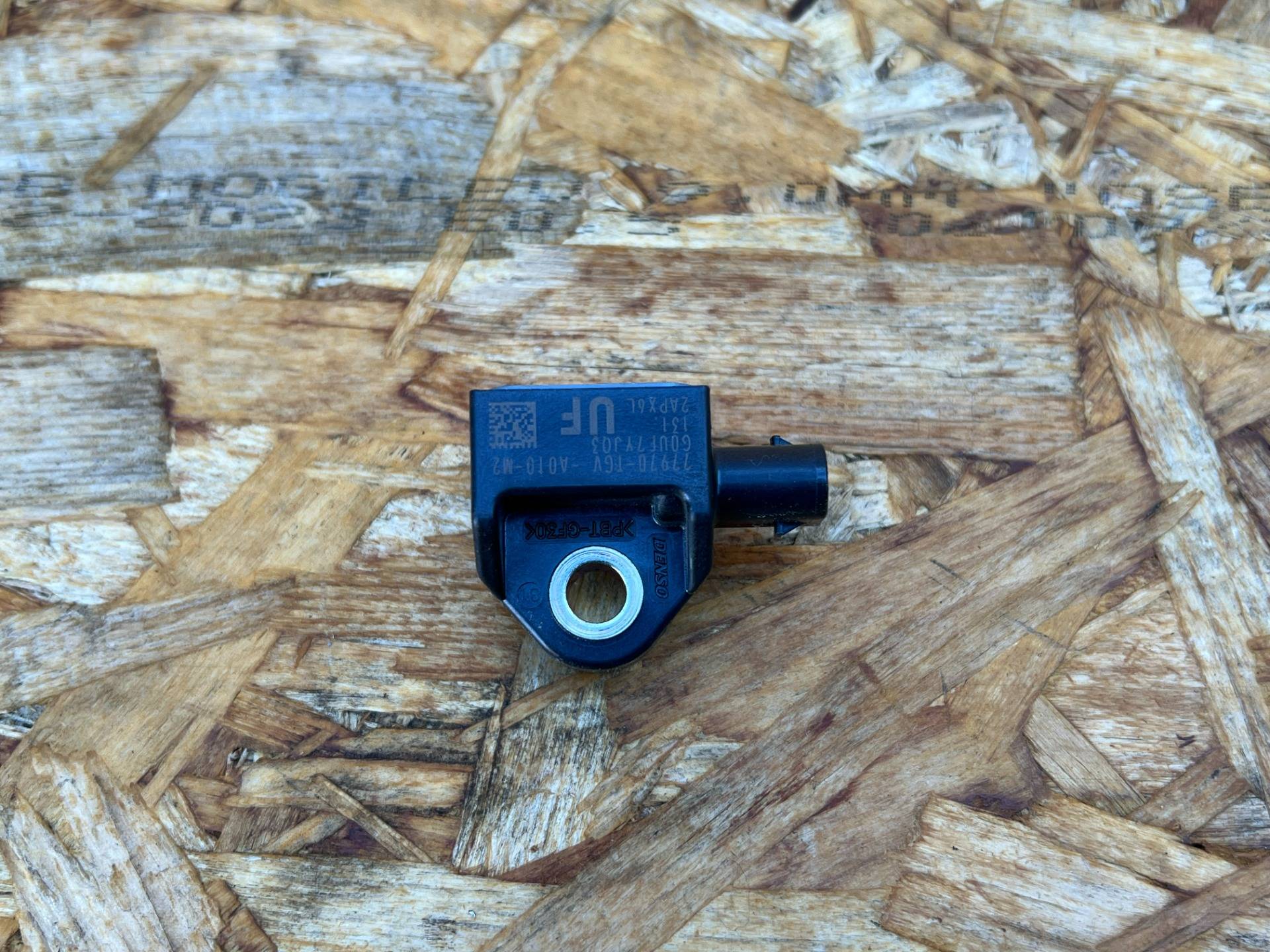 Датчик удара Acura TLX 2 2024 OEM 77970-TGV-A010-M2