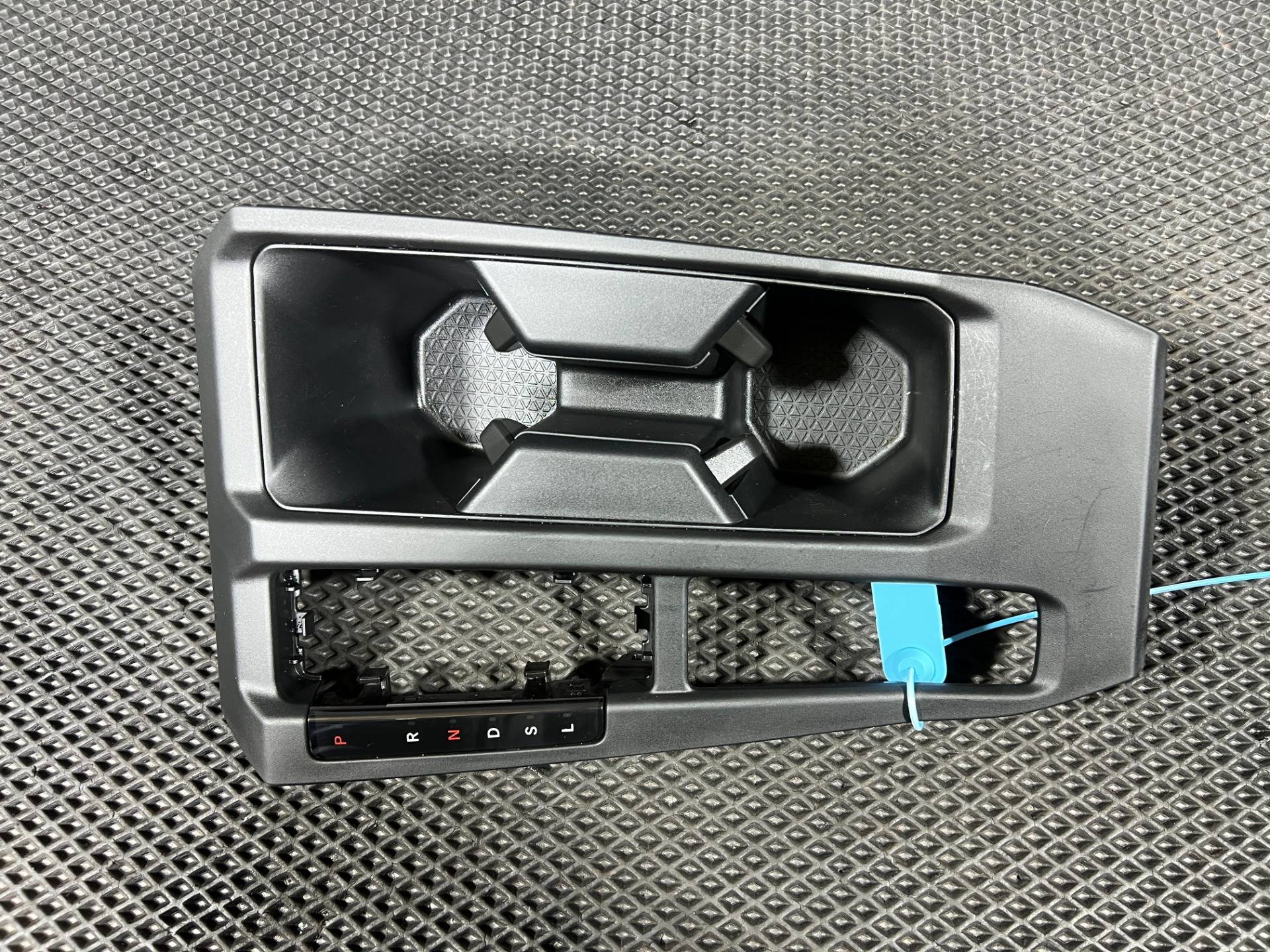 Подстаканник Honda Accord 11 поколение 2025 OEM 8343030A