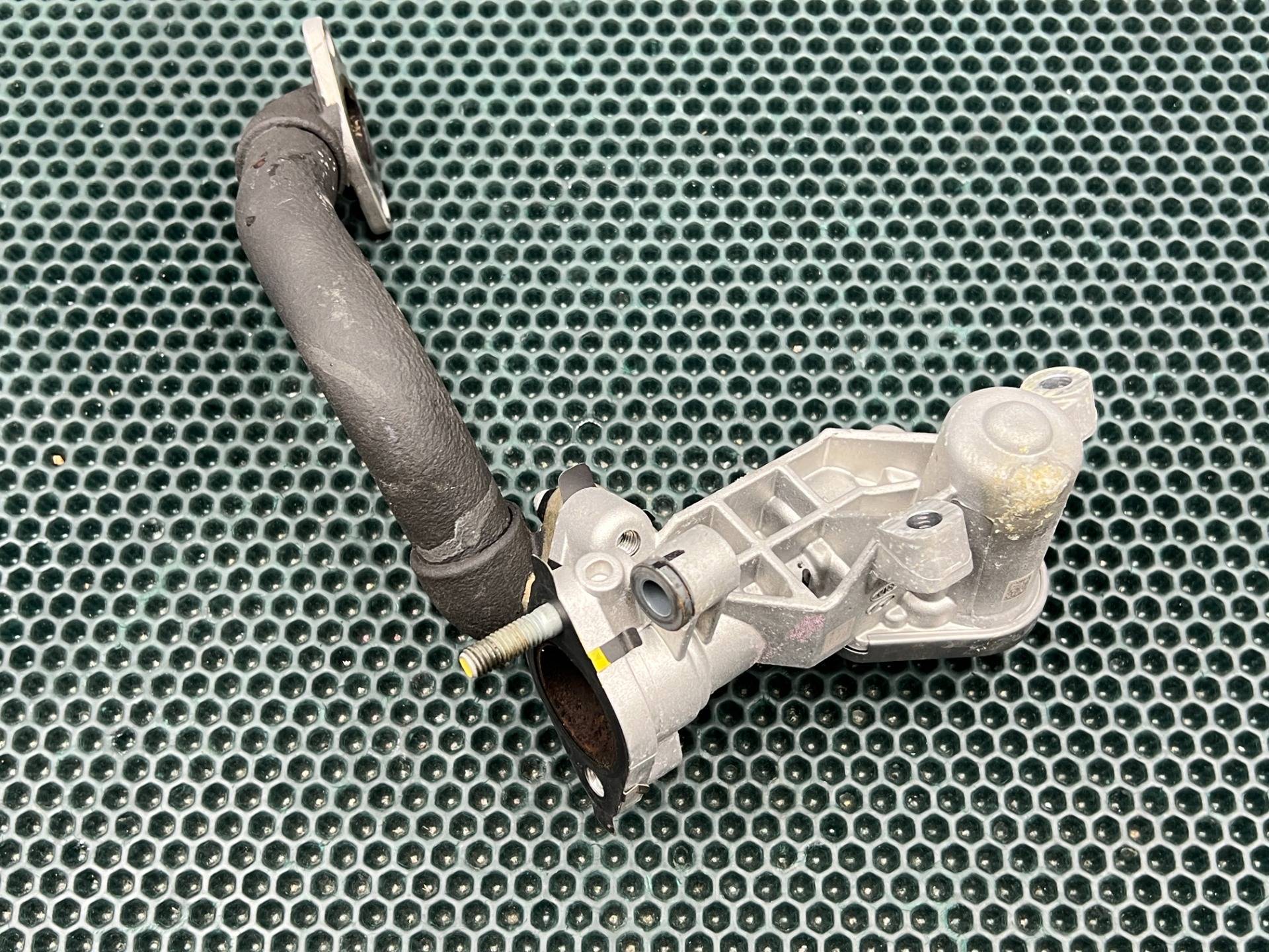 Клапан EGR Kia Carnival 4 2022 OEM 28410-3NFB0