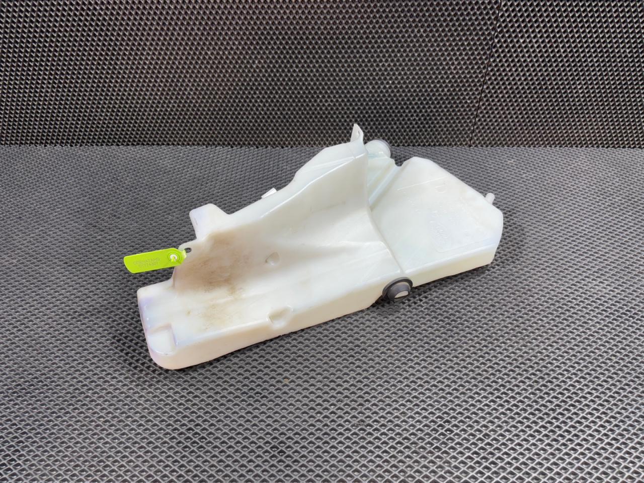 бачок омывателя Jaguar XF X260 260 2017, 2.0 л., бензин, АКПП, седан, T2H36872, T2H8377, T4A28921, T4A1152, LR093441, T2H53661, T4A17617, T4A37900, T4A44625, LR111379, GX7317B613DB, HK8317B613BC - фото №1