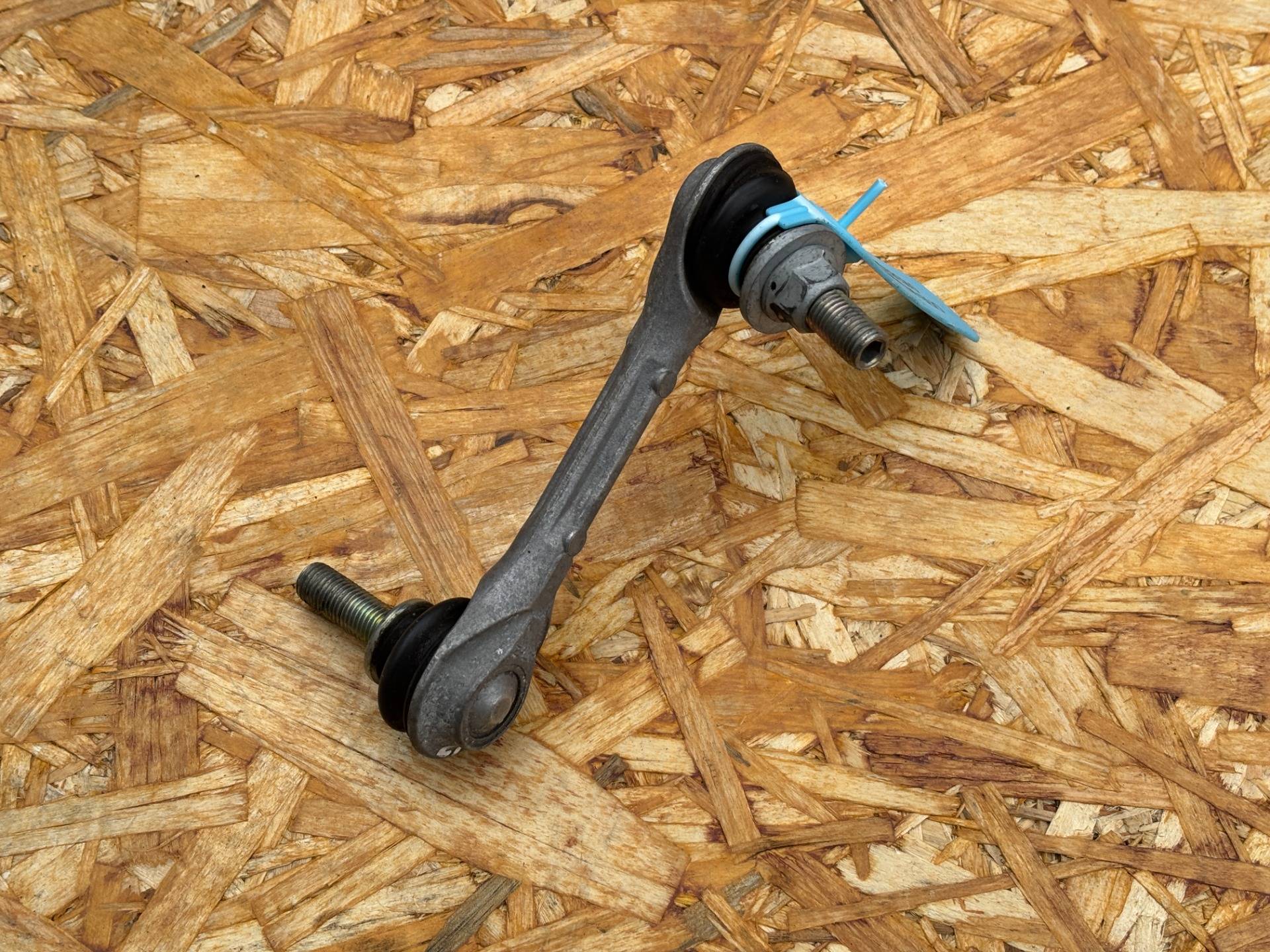стойка стабилизатора задняя Honda Clarity 2 2025 OEM 52320-TRT-A01