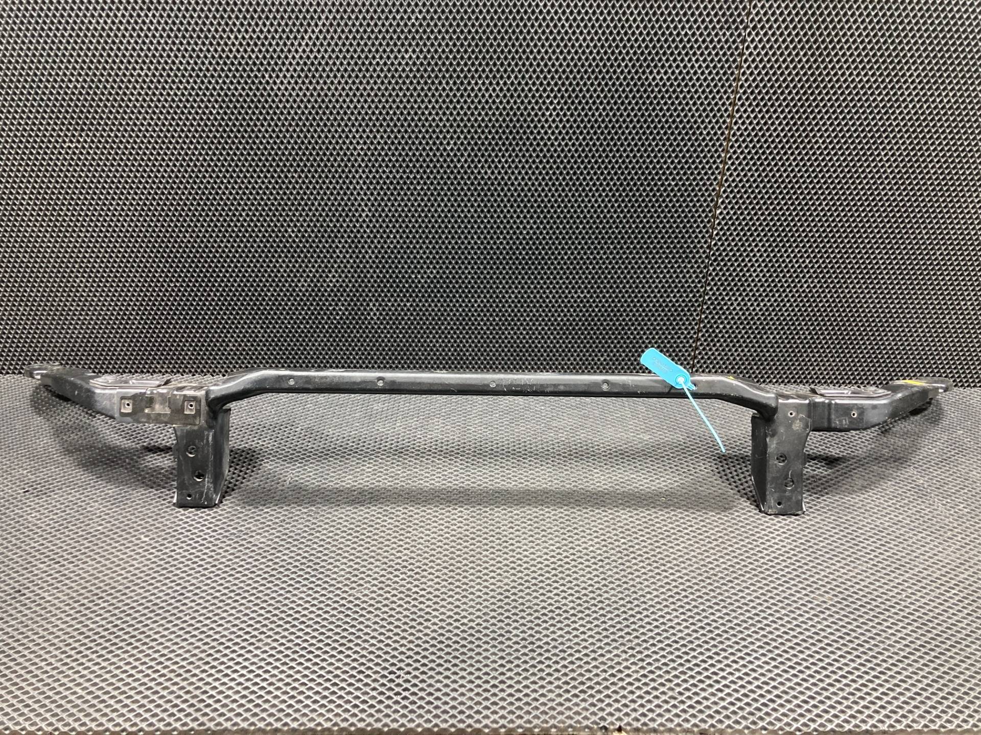Передняя панель крепления облицовки (телевизор) Jaguar XE X760 2017 OEM GX7316E144A, T2H49112
