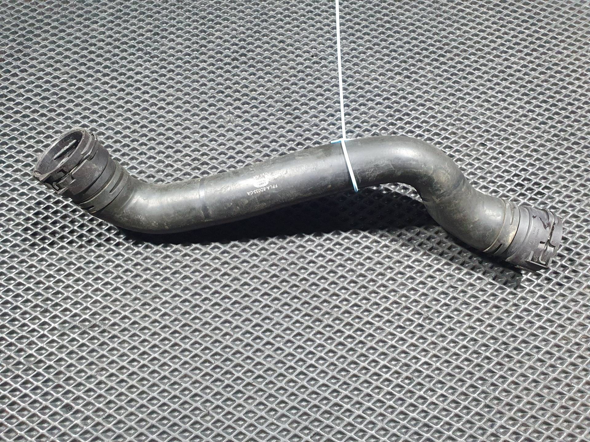 Патрубок (трубопровод, шланг) Land Rover Range Rover Sport 2 2018 OEM FPLA8D033CA, LR062094