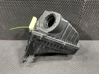 корпус воздушного фильтра Jaguar XJ 4 поколение [рестайлинг] 2017, 3.0 л., 306PS, бензин, АКПП, седан, DW939600BA, FW939600BA, C2D34711