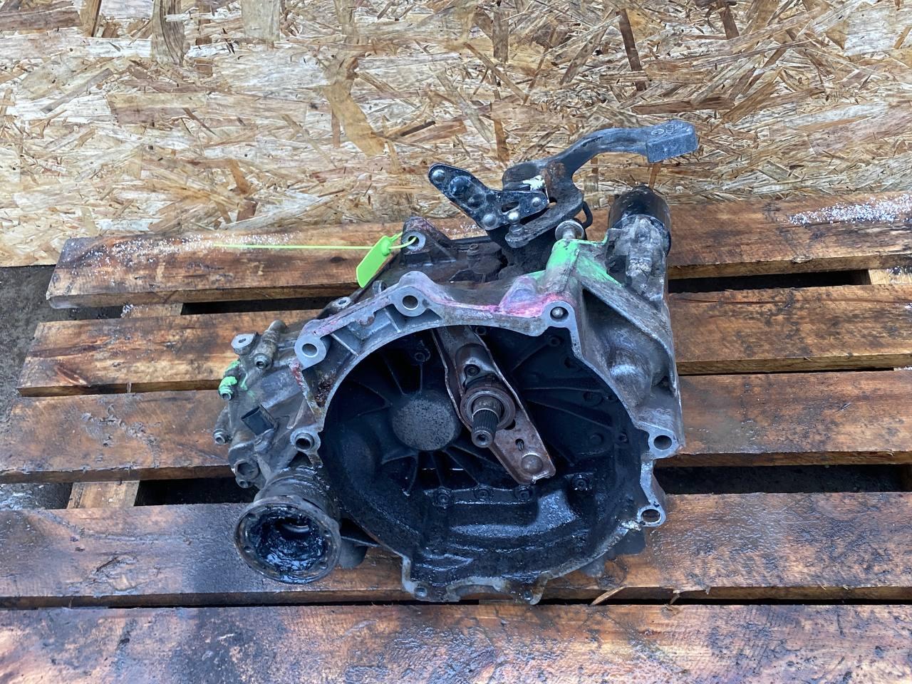 КПП механическая (МКПП) Volkswagen Polo 2006 OEM GEU, AZQ
