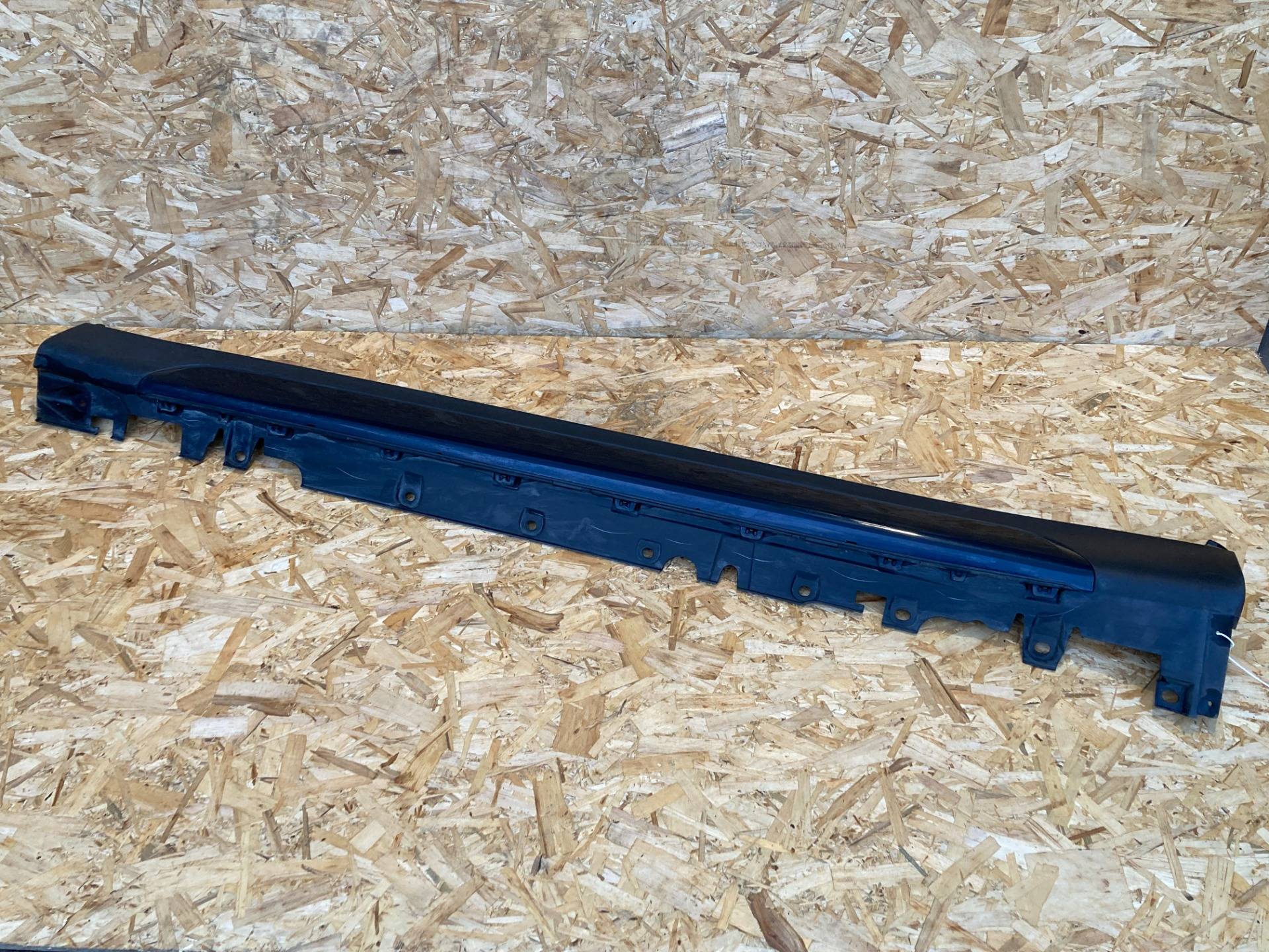 Накладка на порог наружная левая BMW X5 F15 2018 OEM 51177308055