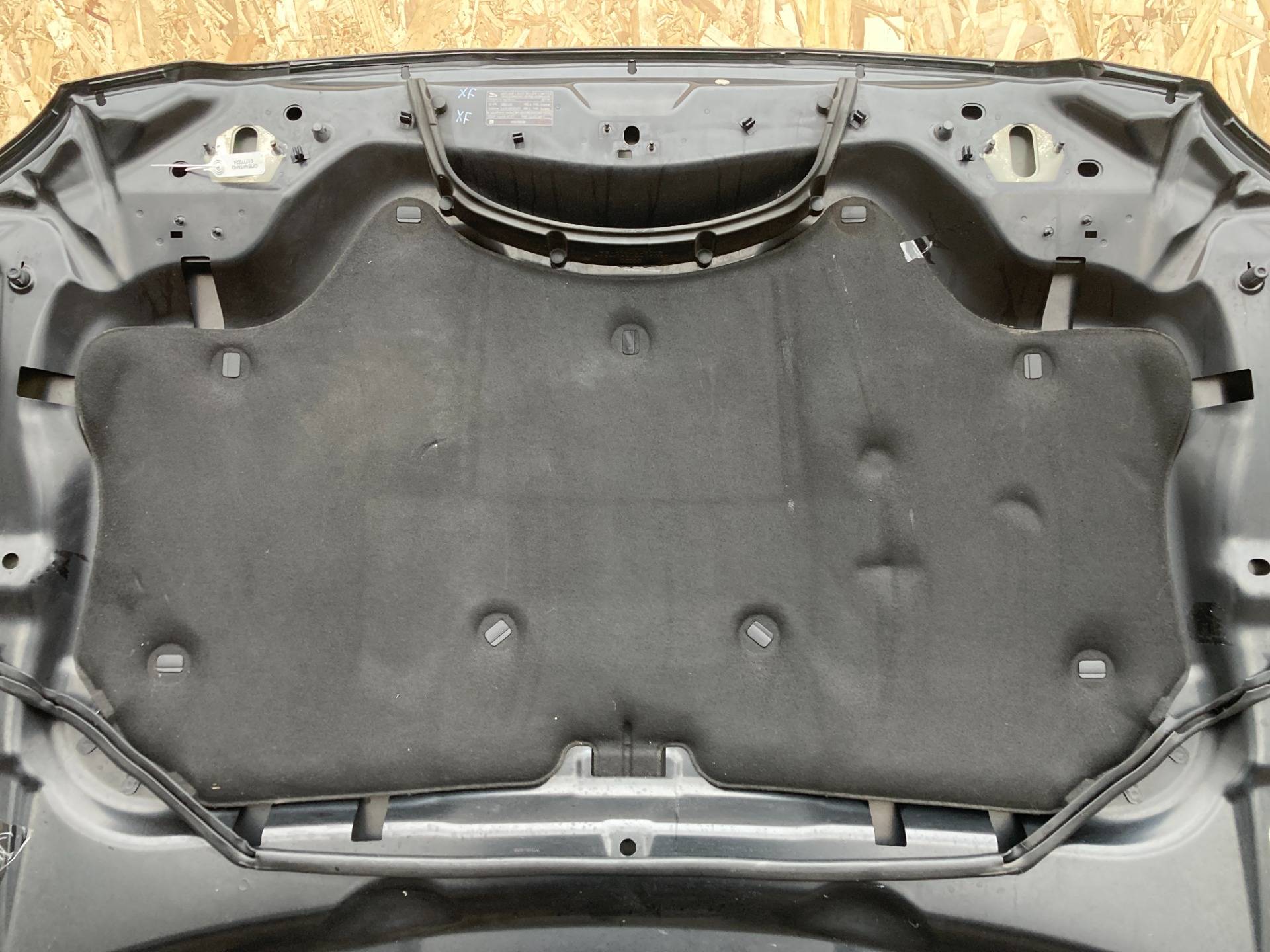 Шумоизоляция капота Jaguar XF 2 2018 OEM T2H3078