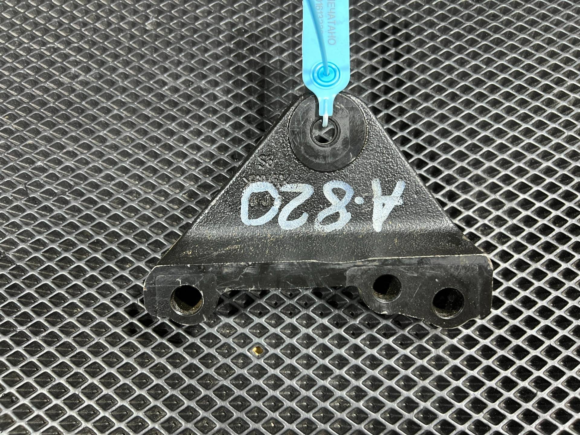 Кронштейн двигателя Kia Sorento 4 2023 OEM 21825P2400