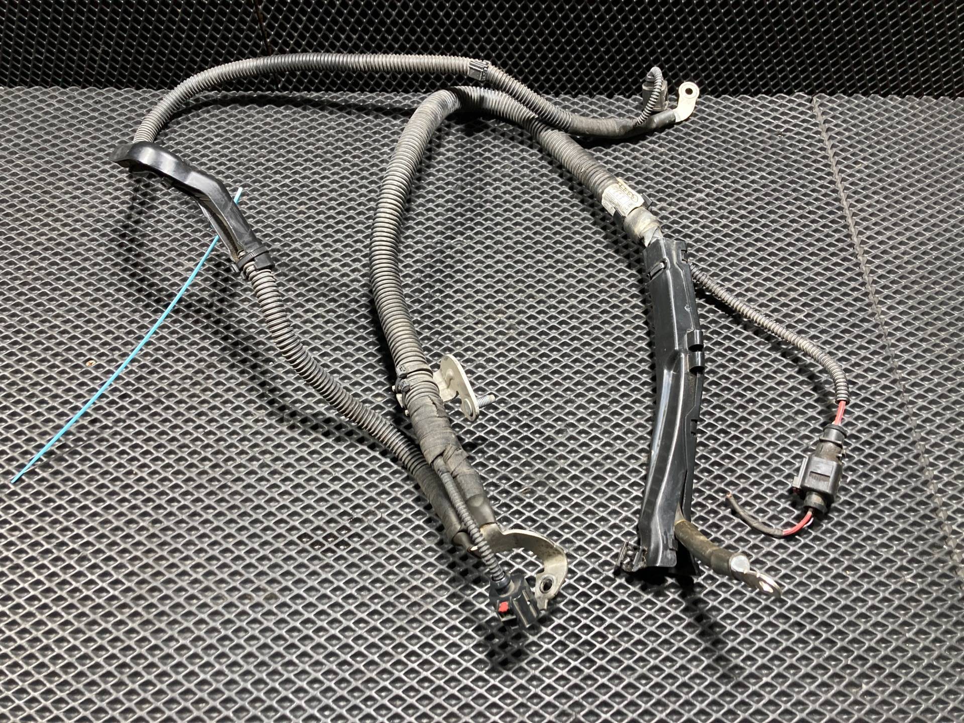 Провод высоковольтный Audi A4 Allroad B9 2018 OEM 8W0971228AK, 8W0971824AA