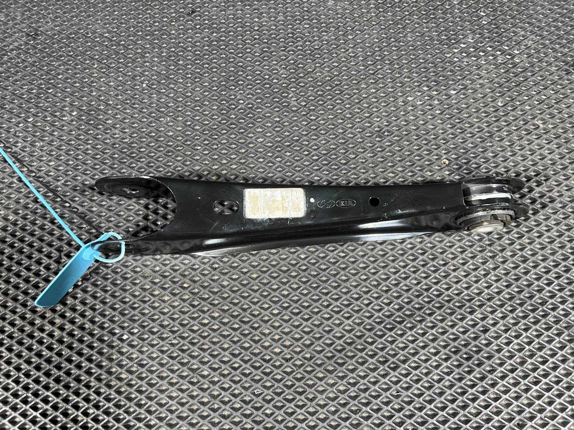 рычаг задний Hyundai Sonata 8 поколение 2021 OEM 55250L0000