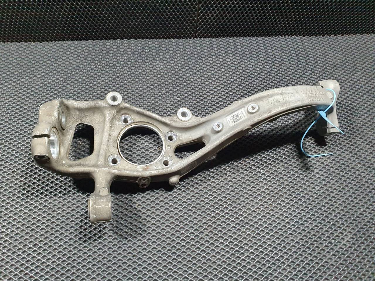 кулак поворотный левый Audi A7 4K C8 2019, 2.0 л., бензин, АКПП, хетчбэк 5 дв., 4K0407559D, 4K0407241D - фото №1