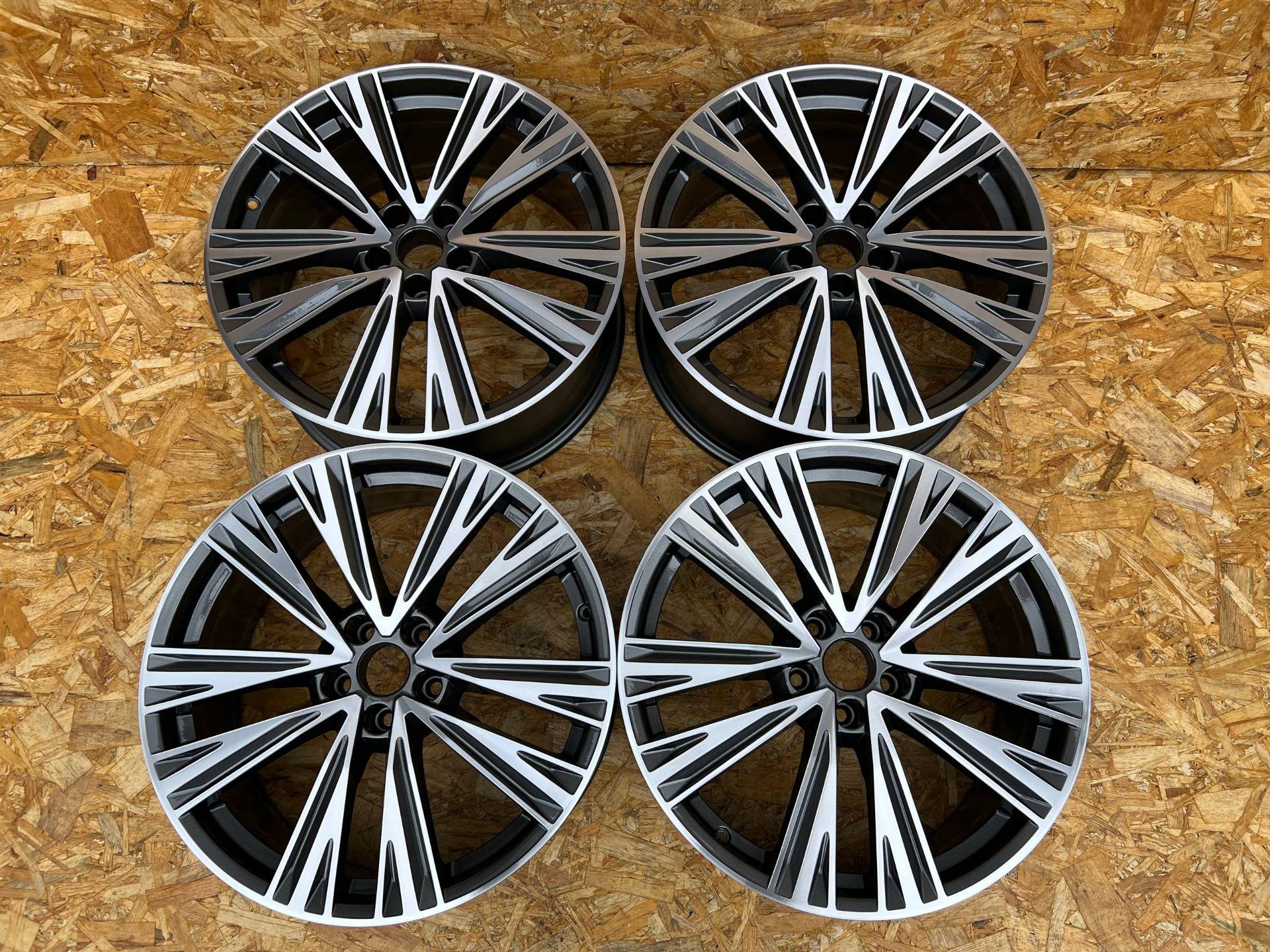 диск литой Audi A6 C8 2022 OEM 4K0601025J