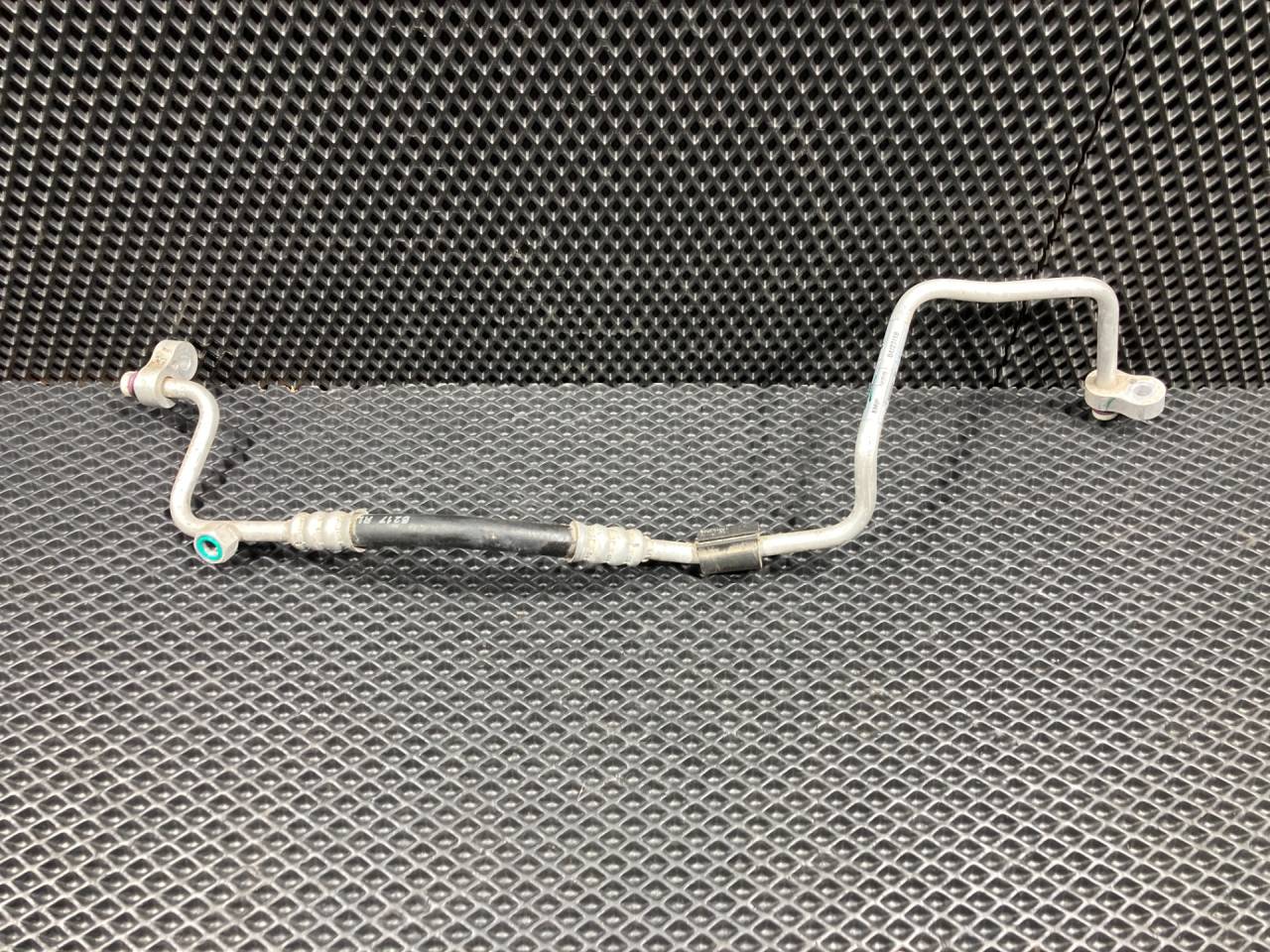 трубка кондиционера BMW X5 F15 2018, 3.0 л., N55 B30 A, бензин, АКПП, внедорожник 5 дв., 6842309, 64506842309 - фото №1