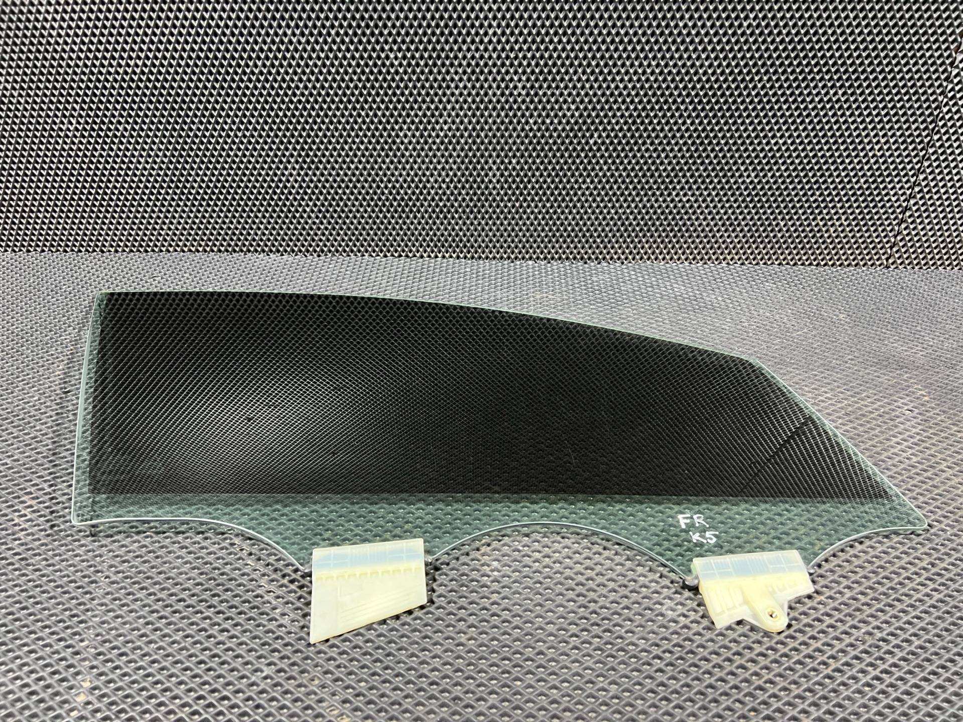 Стекло двери передней правой Kia K5 3 2022 OEM 82420L3000
