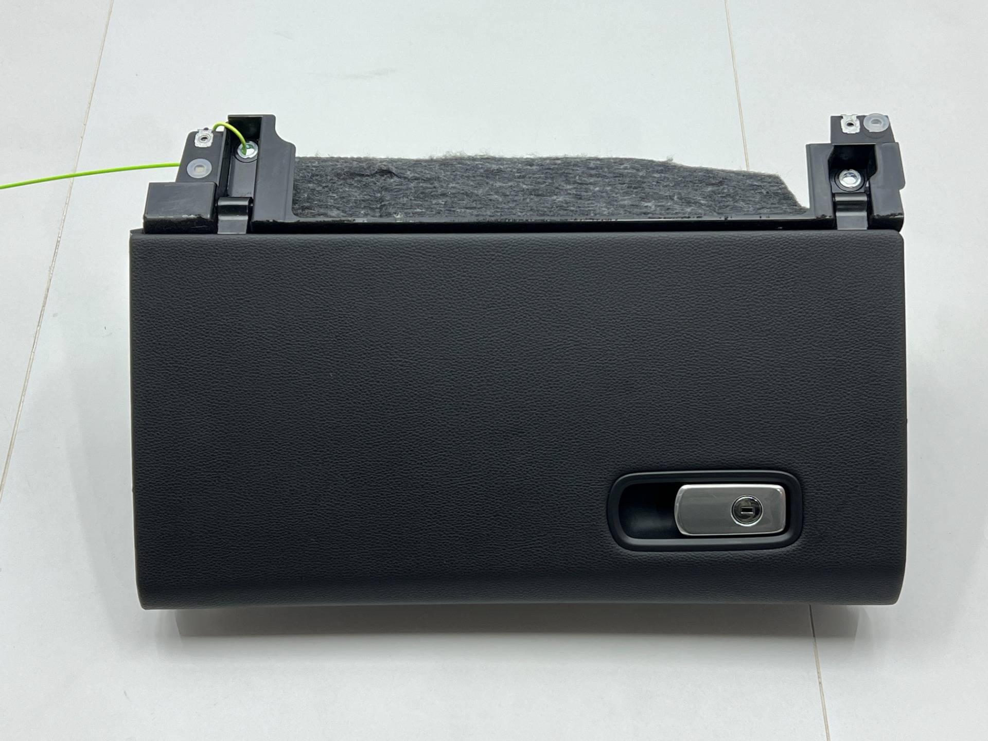 Бардачок Porsche Panamera 971 2017 OEM 971857095F, 971857095F7P8