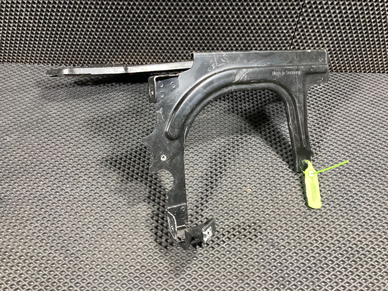 кронштейн радиатора Porsche 911 997 2009, 3.8 л., бензин, АКПП, 99710615501 - фото №1