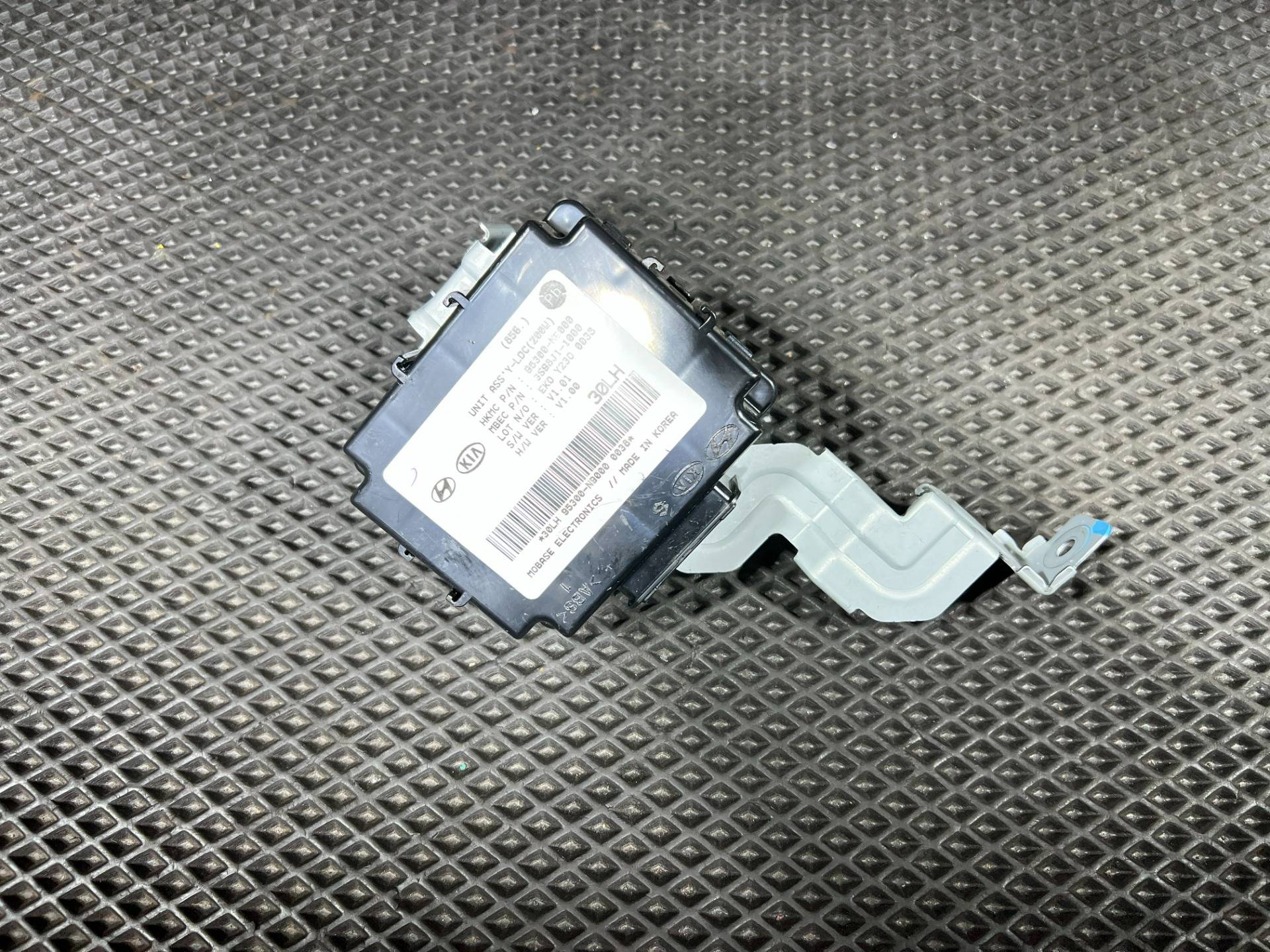 Блок управления (другие) Hyundai Tucson 4 поколение (NX4) 2024 OEM 95300-N9000