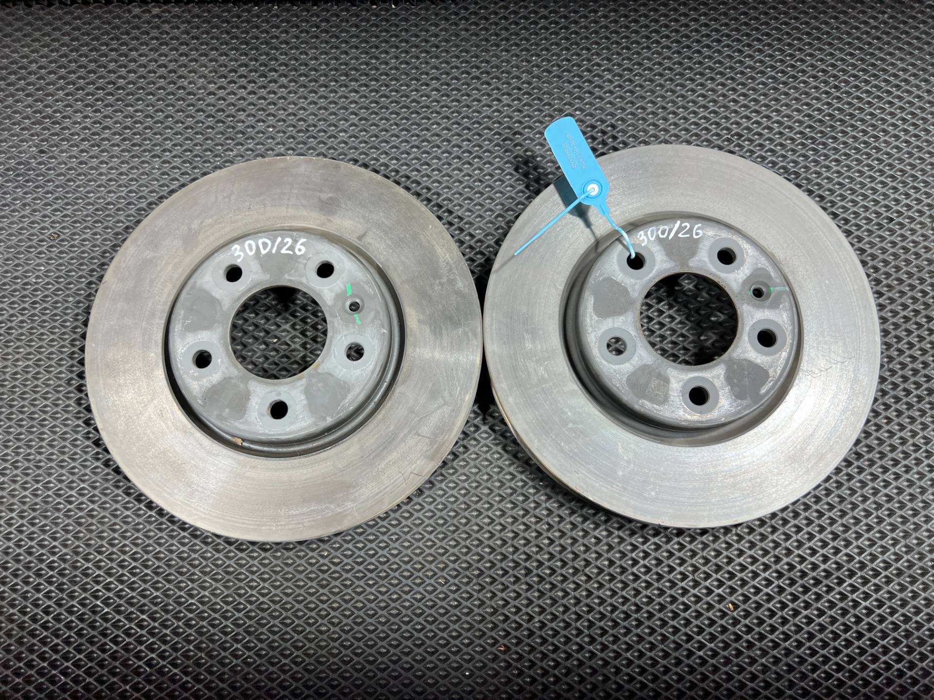 Диск тормозной (комплект) GMC Terrain 2 2024 OEM 13517843, 13515289, 13583708