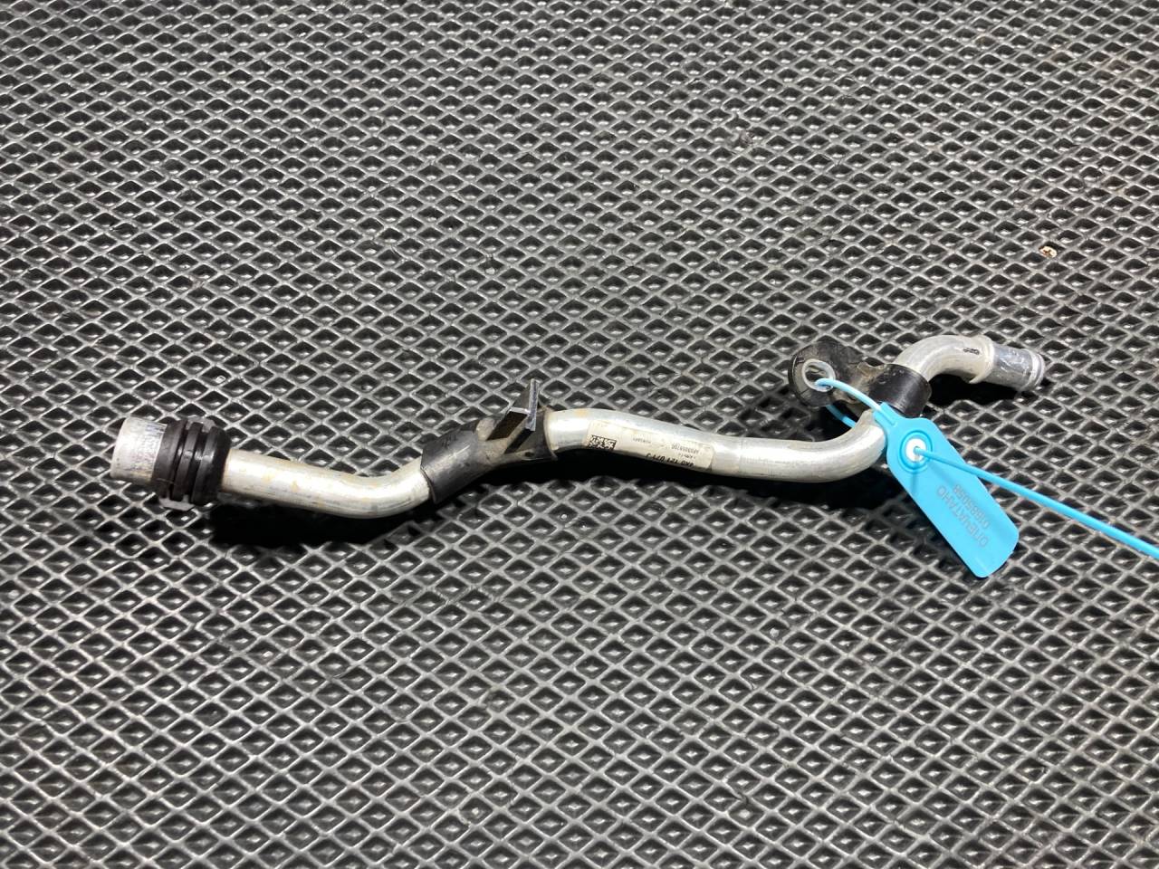 трубка охлаждающей жидкости Audi A6 C8 2019, 3.0 л., бензин, АКПП, седан, 4K0121071J - фото №1