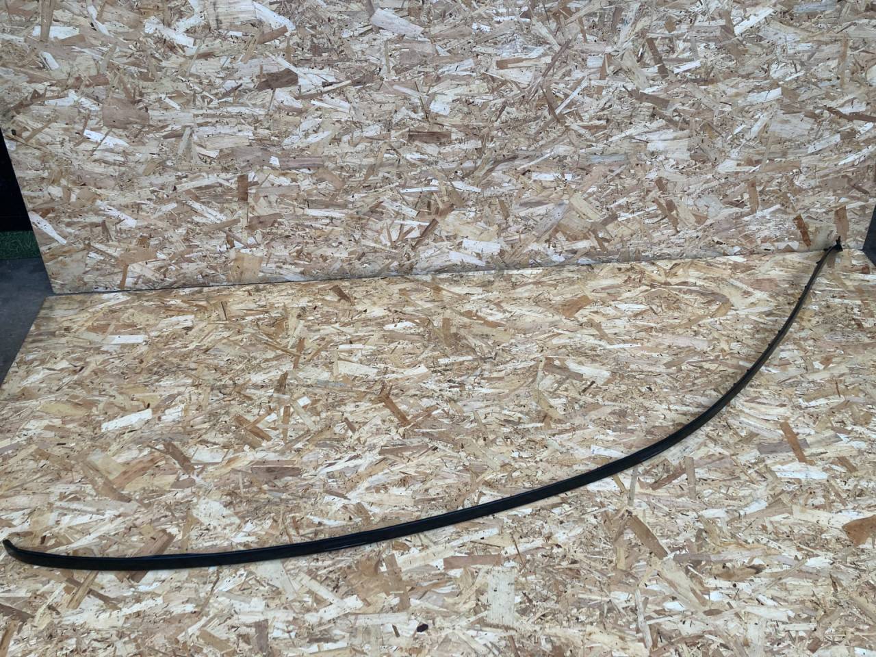 молдинг крыши Mercedes-Benz S-Класс W222/C217/A217 2015, 4.7 л., M 278.928, бензин, АКПП, внедорожник 5 дв., A2226906701 - фото №1