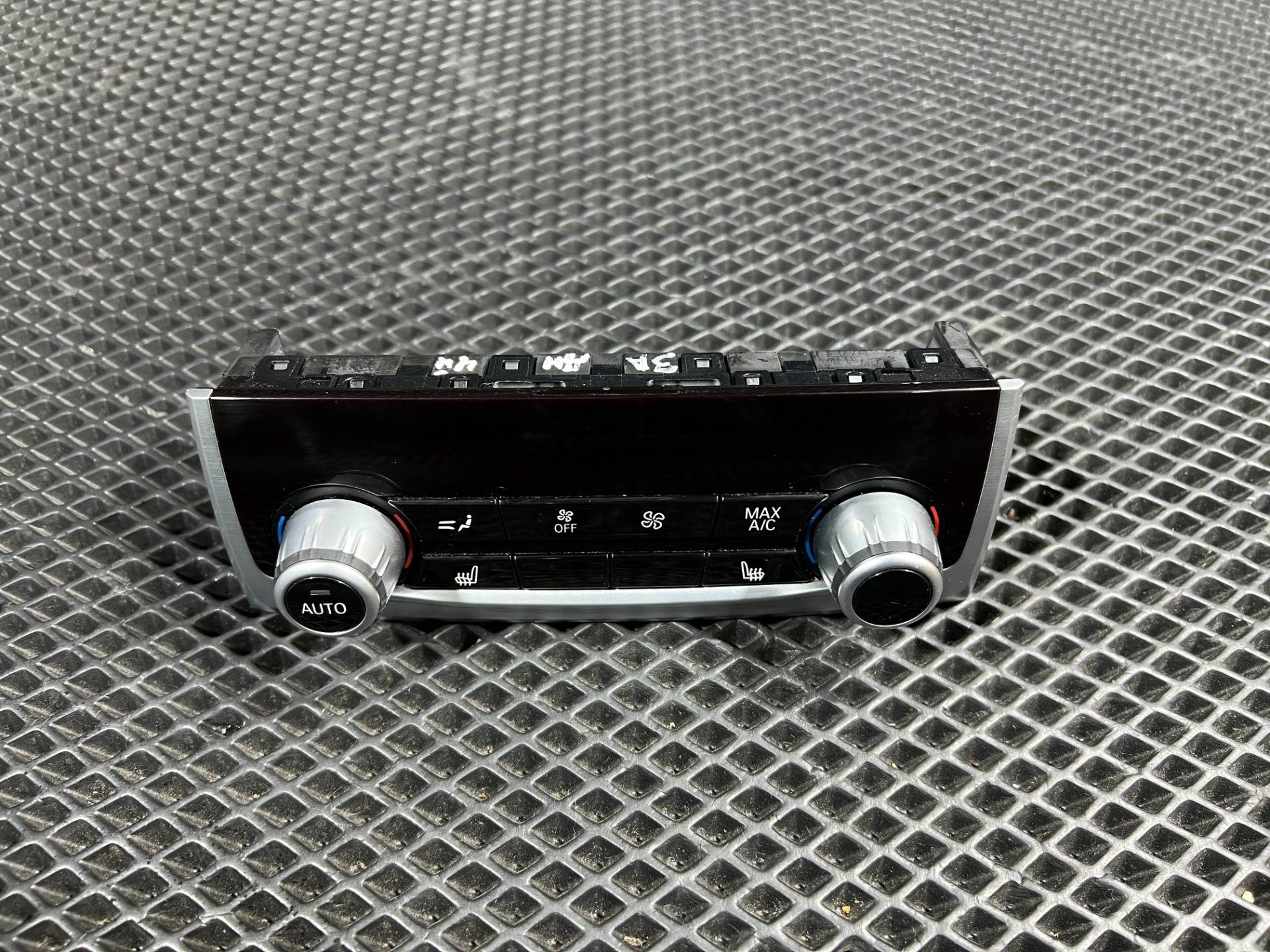 Блок управления печки/климат-контроля BMW 7 G11/G12 2017 OEM 160466, 6826891