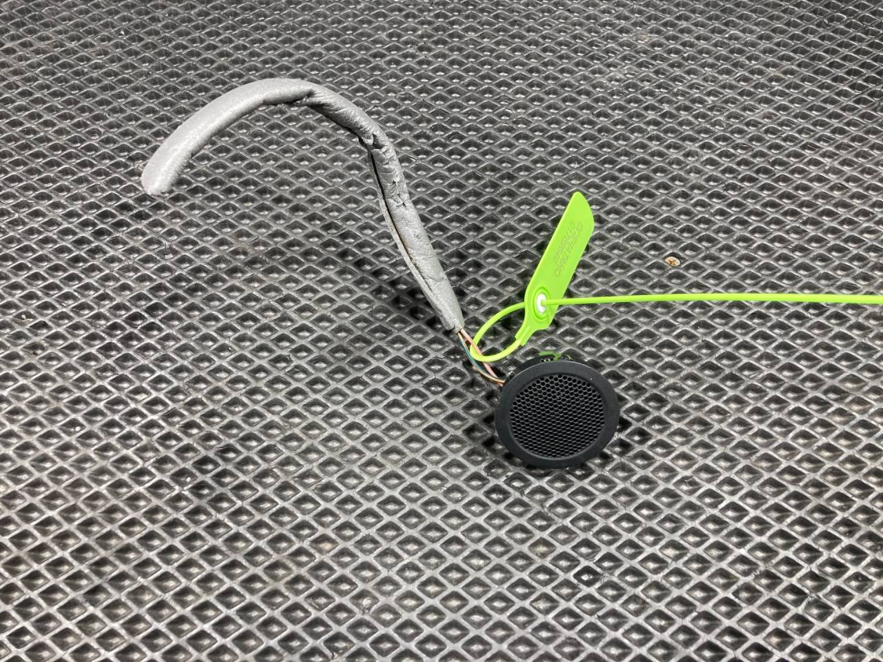 динамик Land Rover Range Rover 4 поколение L405 2014, 3.0 л., 306PS, бензин, АКПП, внедорожник 5 дв., DH5218808AA, T4N3828 - фото №1