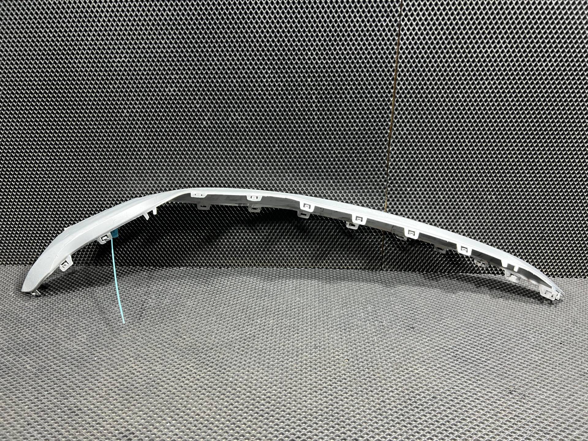 Молдинг бампера заднего Buick Envista 2024 OEM 42772529