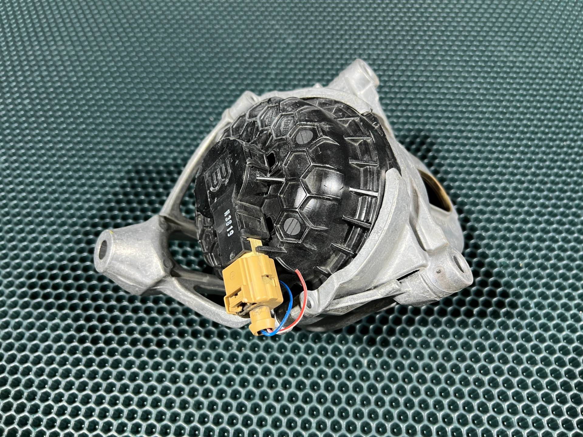 Подушка крепления двигателя Audi SQ5 FY рестайлинг 2019 OEM 4M0199372FG, 782215150182, 782215147917