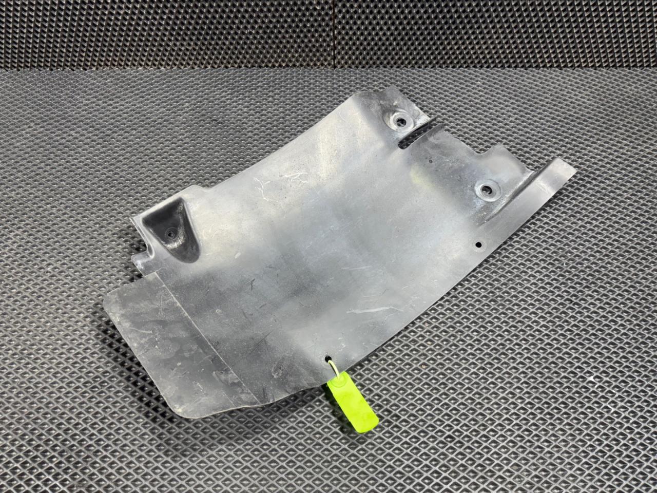 защита арок задняя правая (подкрылок) Porsche Boxster 981 (2012 - 2015), 3.4 л., MA1.23, бензин, 981.504.506.01 - фото №1