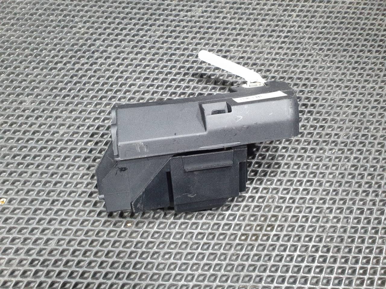 клемма аккумулятора плюс Audi Q7 4M 2018, 3.0 л., CREC, бензин, АКПП, внедорожник 5 дв., 8W0915459G - фото №1