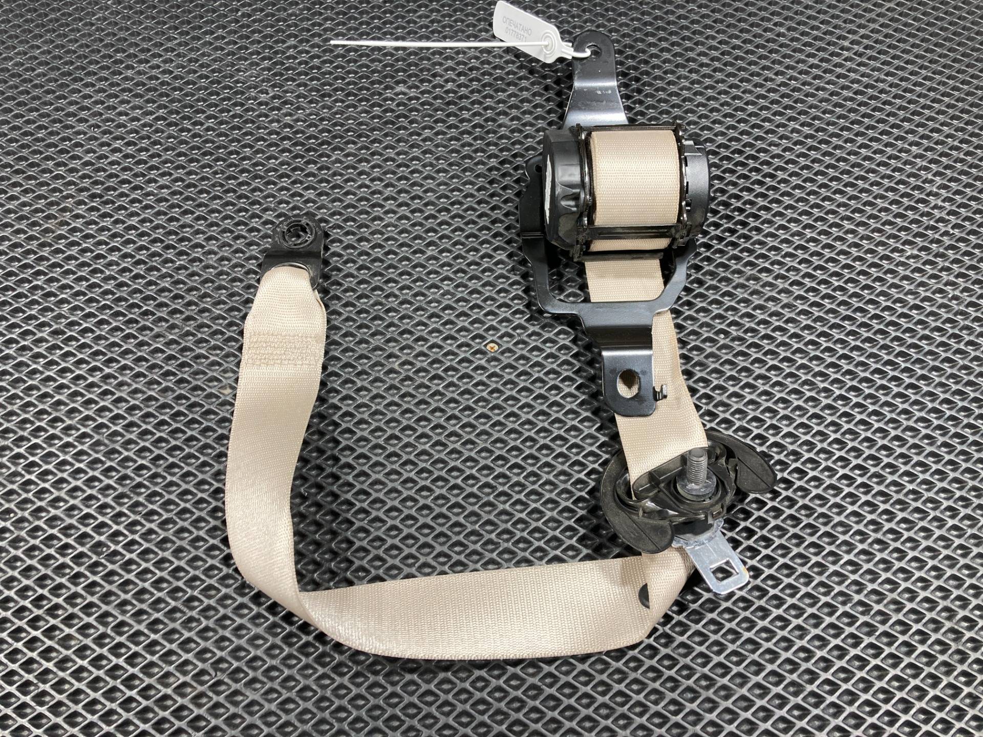 Ремень безопасности задний левый BMW X5 F15 2018 OEM 623102300DG, 623201700C