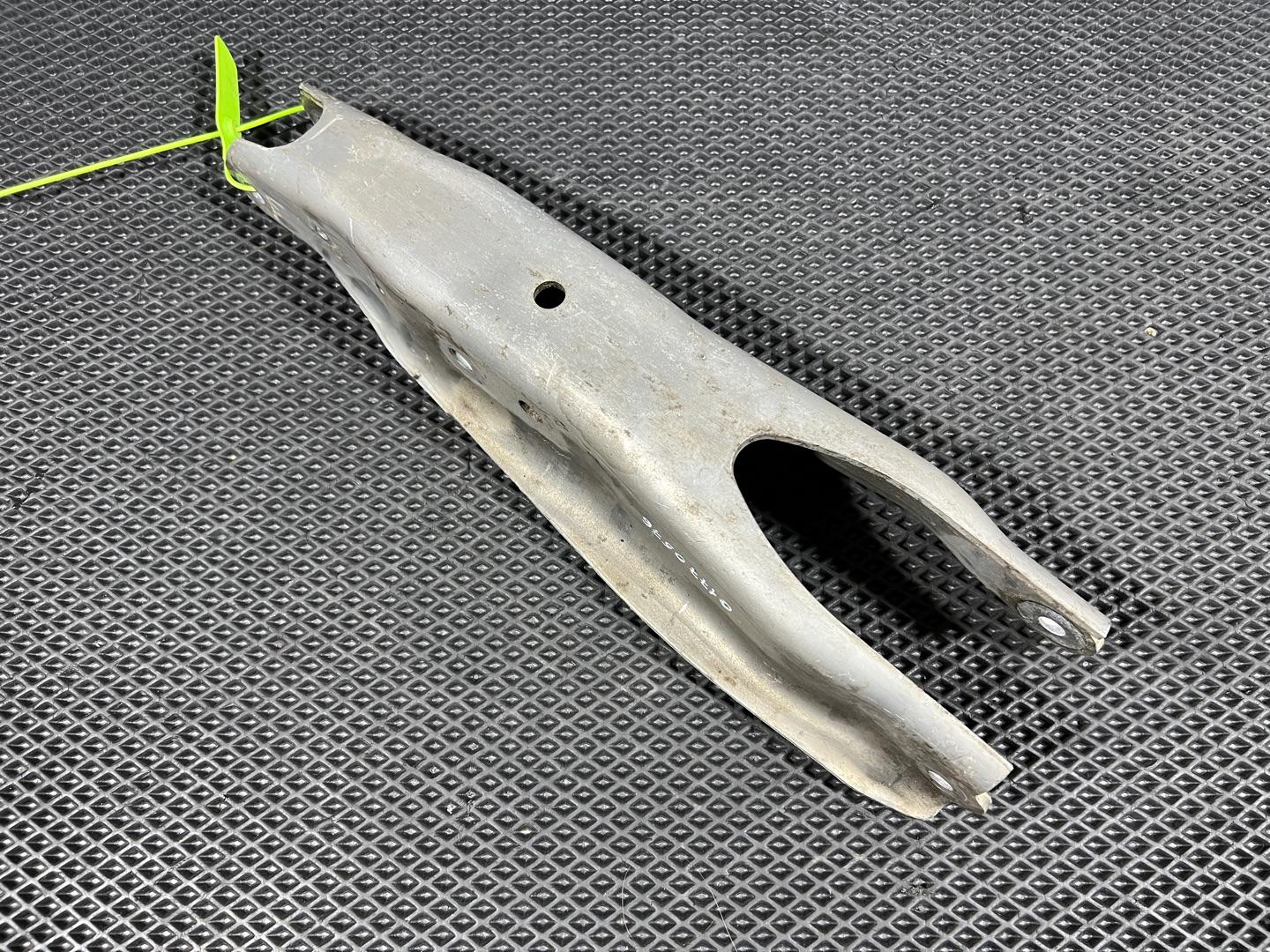 рычаг задний Mercedes-Benz SL R231 2012 OEM A2313520002