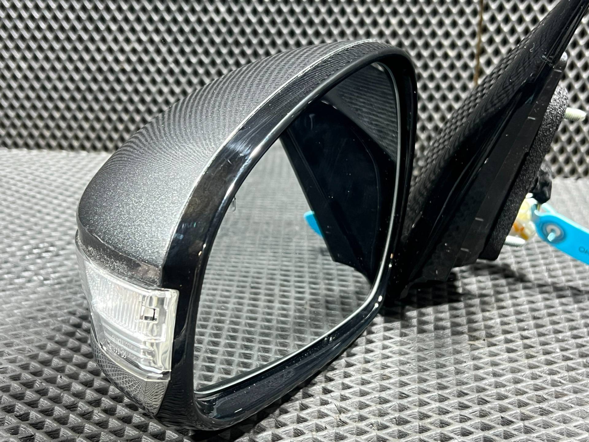 Зеркало наружное левое Genesis G70 2019 OEM 87610-G9200