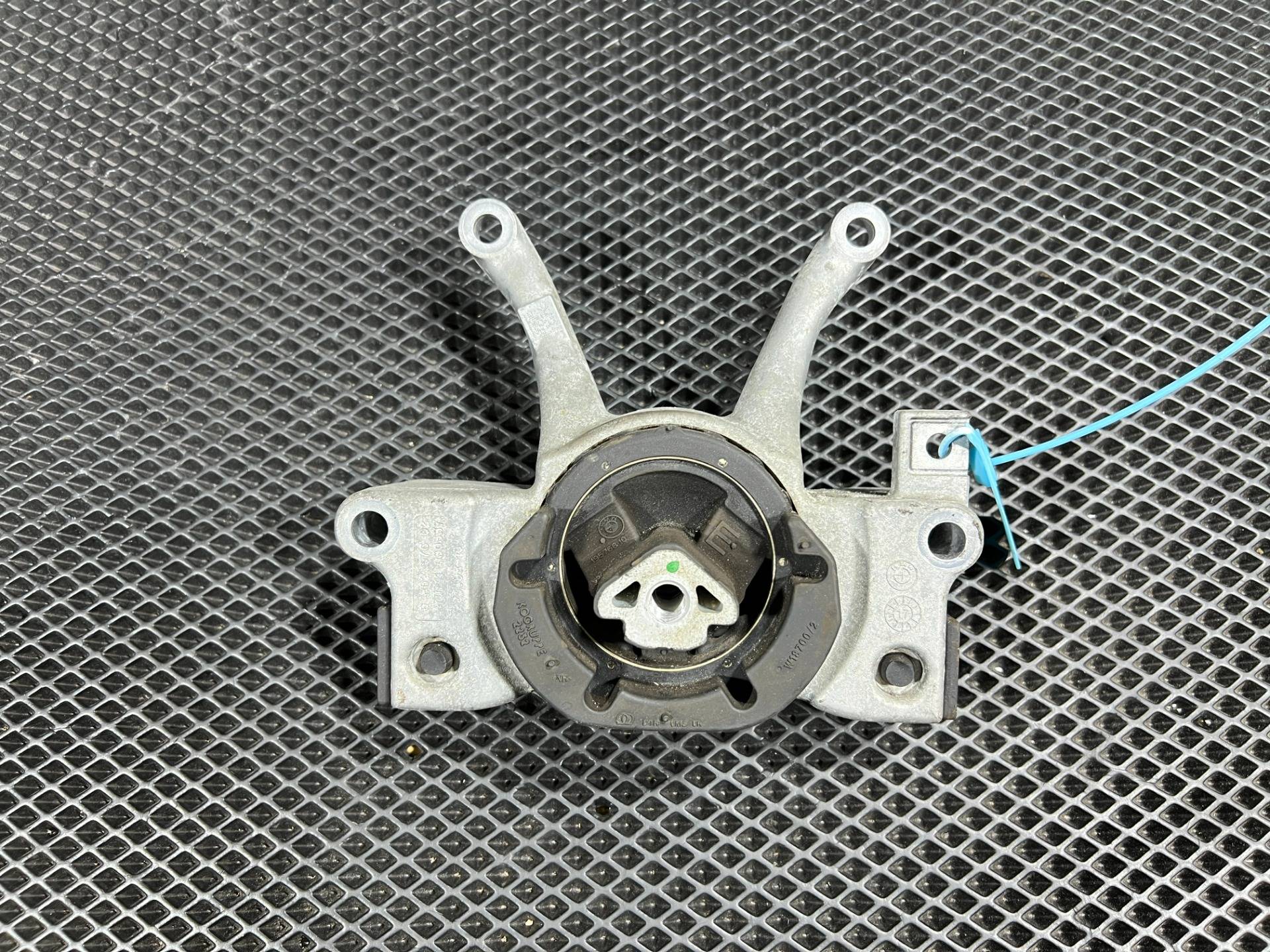 Подушка крепления КПП BMW X5 G05 2021 OEM 22326862577