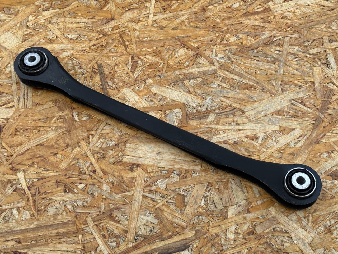 рычаг задний левый Audi A4 B9 2018, 2.0 л., бензин, АКПП, седан, 8W0501529D, 8W0501531D - фото №1