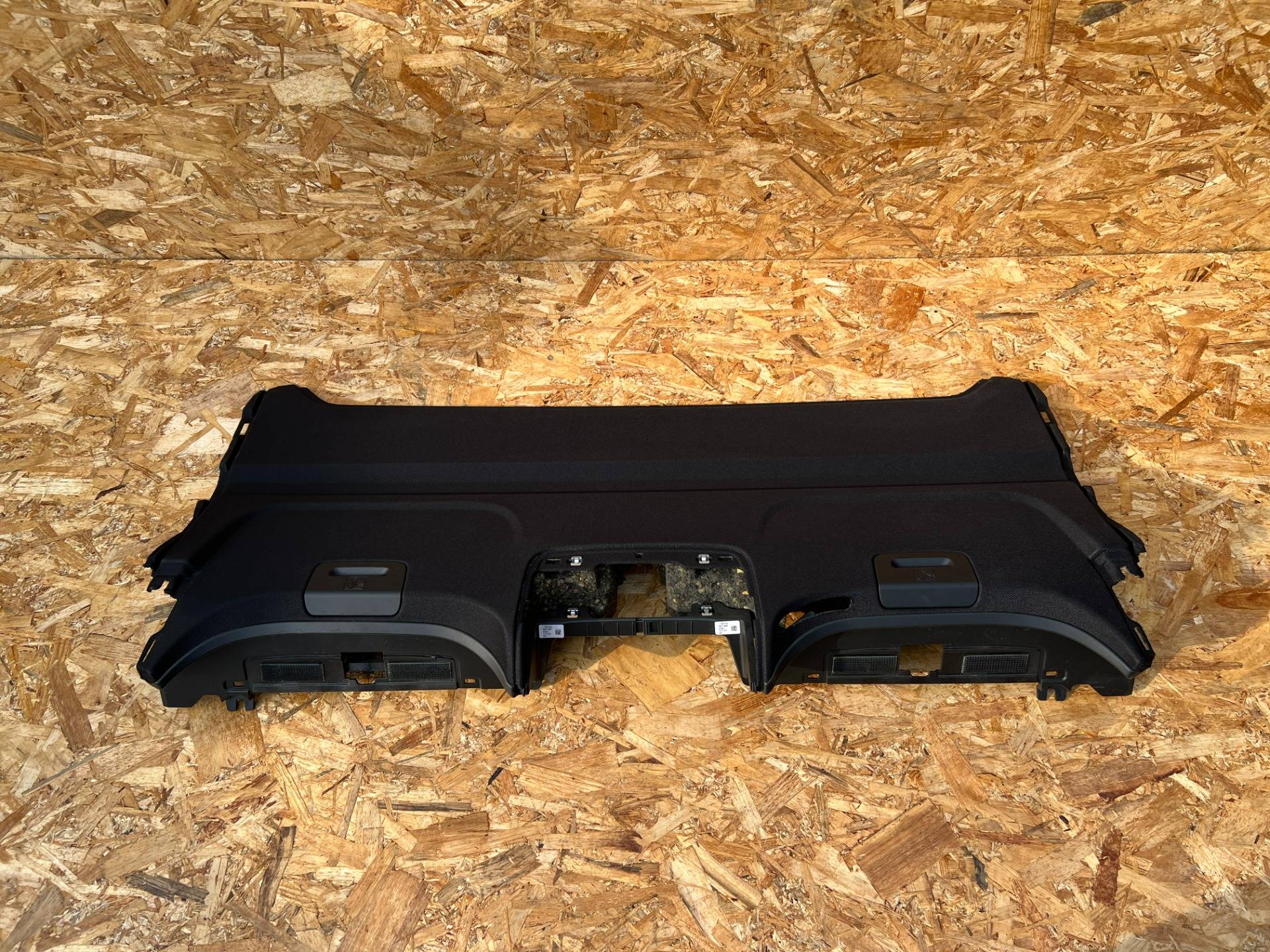 Полка багажника BMW 7 G11/G12 2017 OEM 51467409730, 51467409729, 51467411483, 51467445014, 65139365198, 65139365200, 65139365199, 51467409769, 51467409768, 51467410441, 51467410442, 51467428768, 514674228769, 51467428770, 51467428767