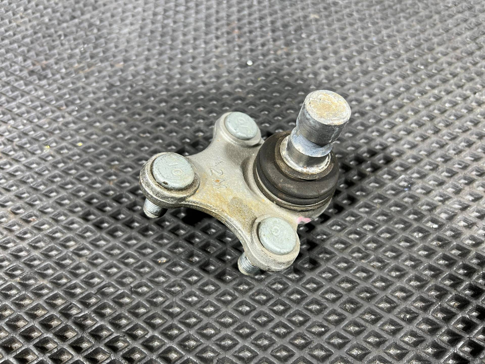 Шаровая опора Hyundai Elantra CN7 2022 OEM 54530-L1000