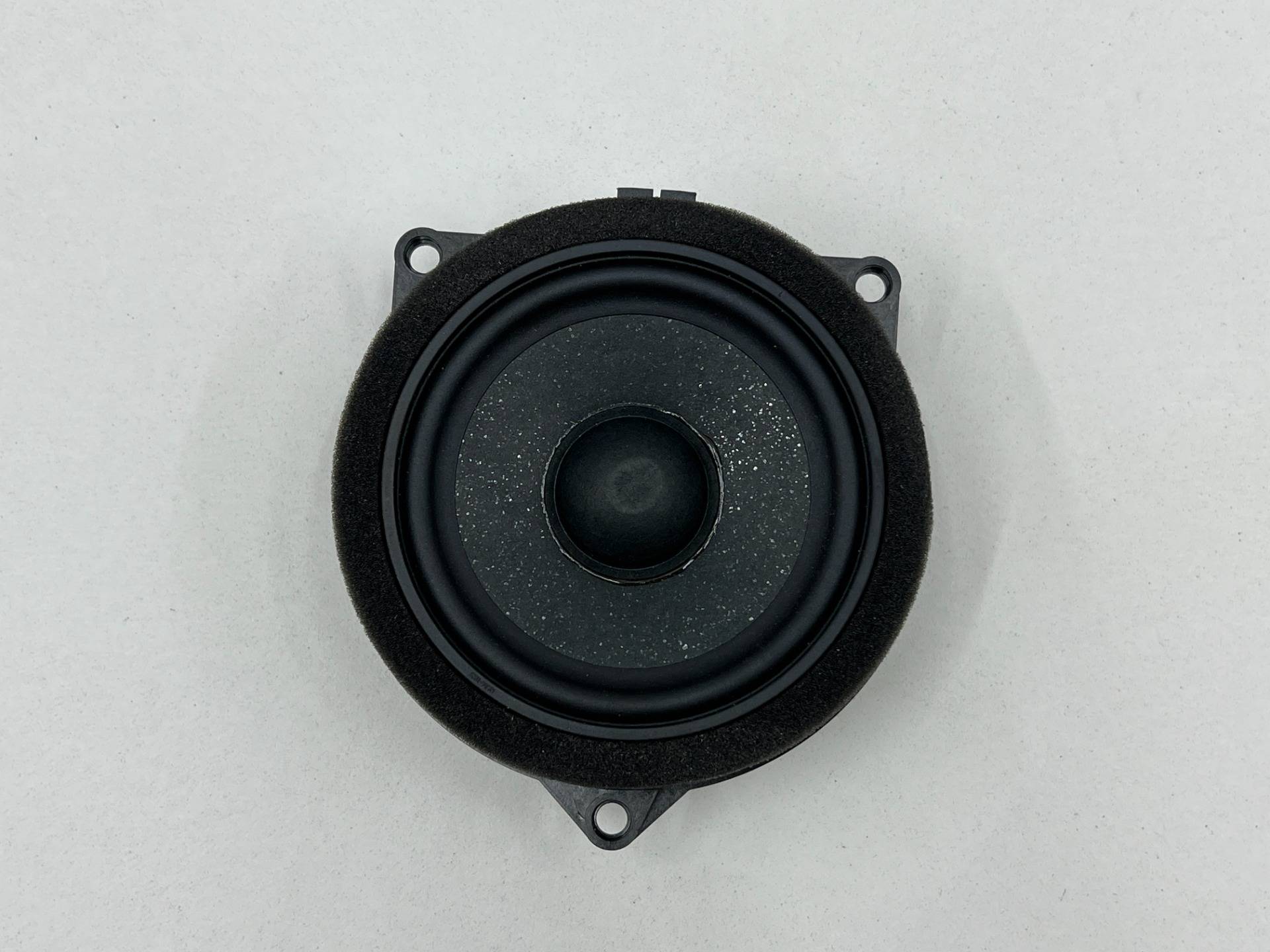 динамик BMW 4 G22/G23 2023 OEM 65132622546