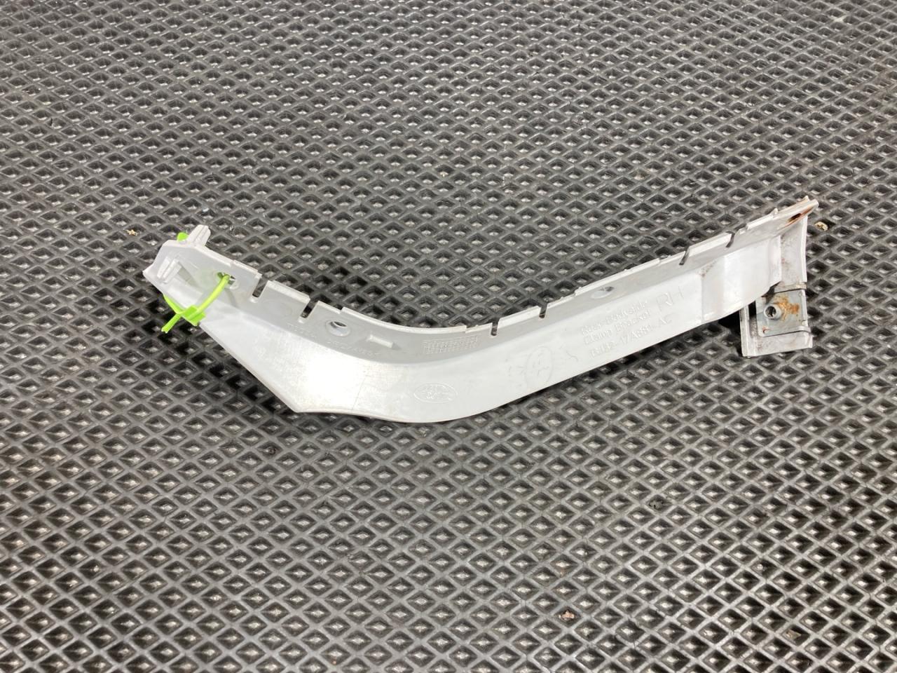 Крепление бампера заднего Land Rover Range Rover Evoque L538 2014, 2.0 л., бензин, АКПП, внедорожник 5 дв., BJ3217A881AC, LR035104, LR026334 - фото №1