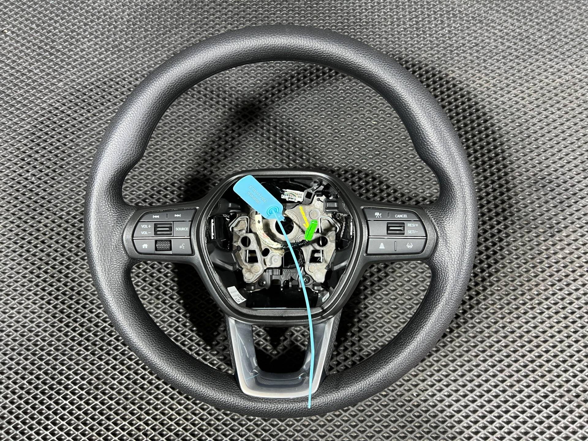 Руль Honda HR-V 3 рестайлинг 2025 OEM 785003A0
