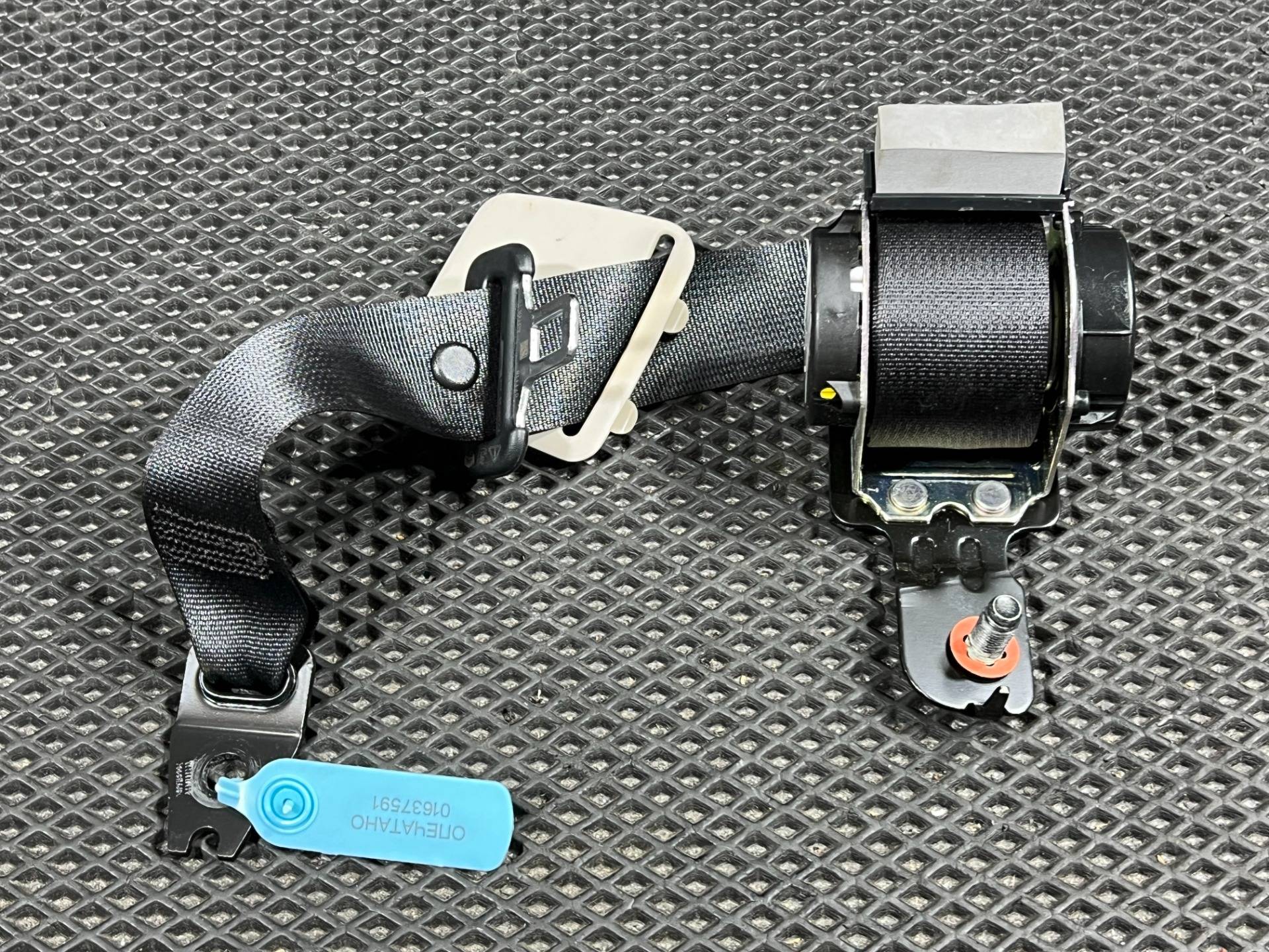 ремень безопасности Genesis G70 2019 OEM 89810-G9500NNB