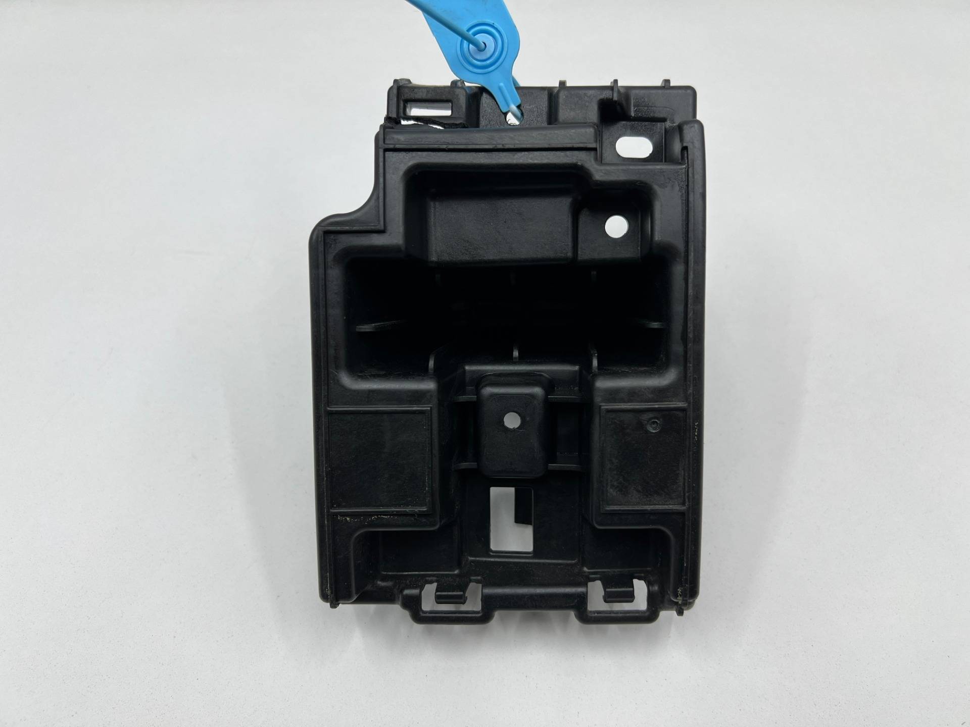 Кронштейн крепления бампера Kia Carnival 4 2022 OEM 865B3R0000
