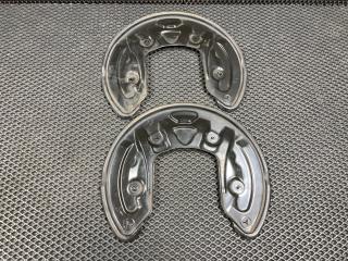 защитный кожух тормозного механизма Mercedes-Benz GLC-Класс X253 [рестайлинг] 2020, 2.0 л., бензин, АКПП, внедорожник 5 дв., A0004230100, A0004230100A, A0004230100B