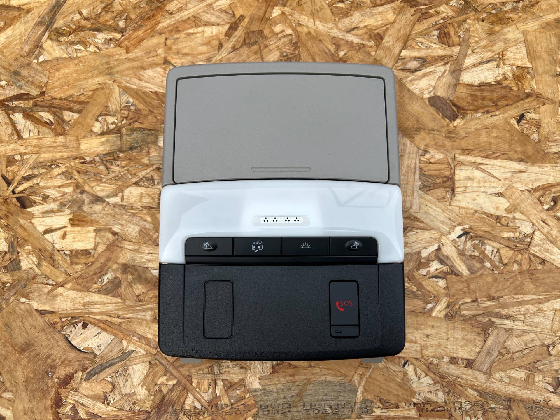 Фонарь салона (плафон) Nissan Rogue T33 2023 OEM 264306RA0A, 264976LA0A, 264306CA0A