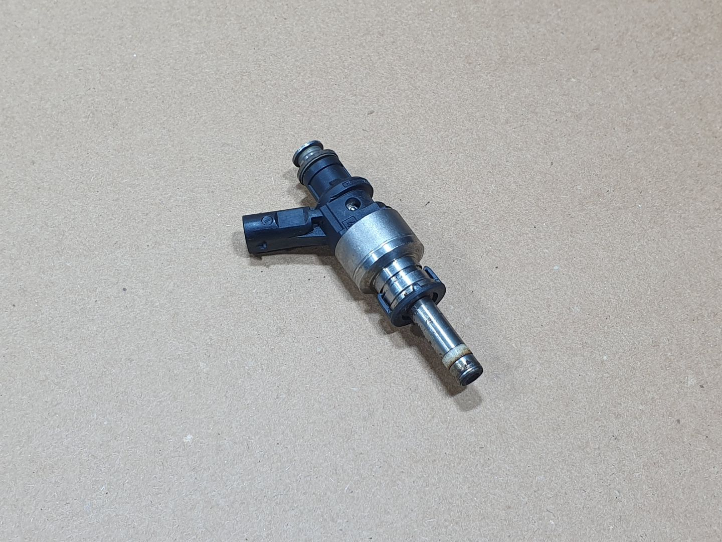 Форсунка Audi A4 B8/8K 2015 OEM 06E036P, 06E036K, 06E906036AC, 06E906036AJ, 06E906036AL, 06E906036G, 06E906036K, 06E906036P