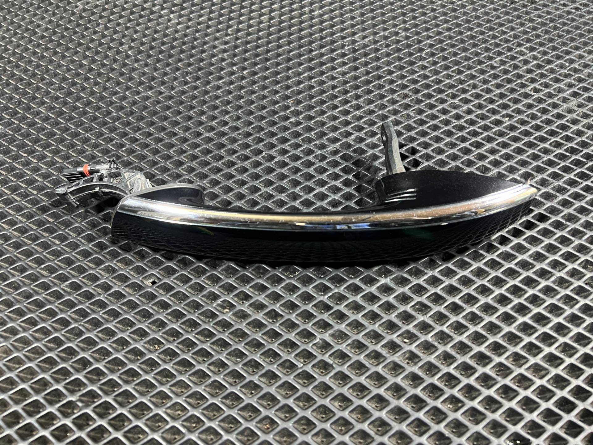 Ручка наружная передняя левая BMW 7 G11/G12 2017 OEM 741102906