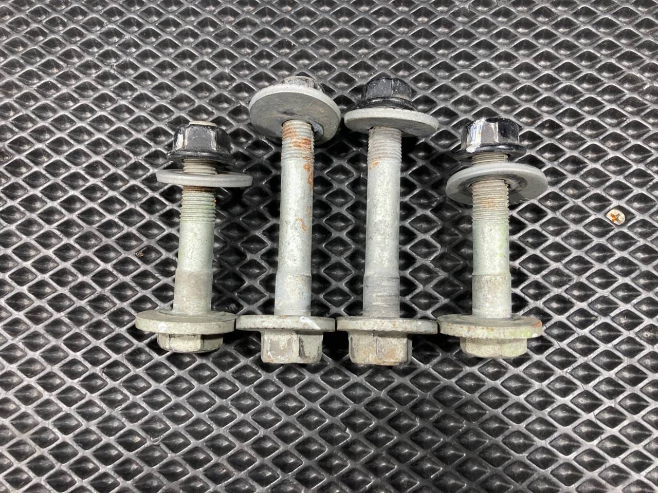 болт развальный Kia K5 3 поколение 2020, 1.6 л., G4FP, бензин, АКПП, 1011114966K - фото №1